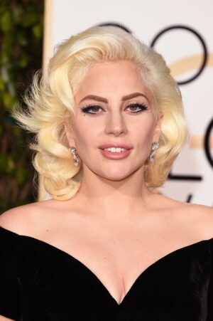 Lady Gaga Gained Weight And Aged a Lot: The Star’s Recent Photos Taken By The Paparazzi Shocked Fans!